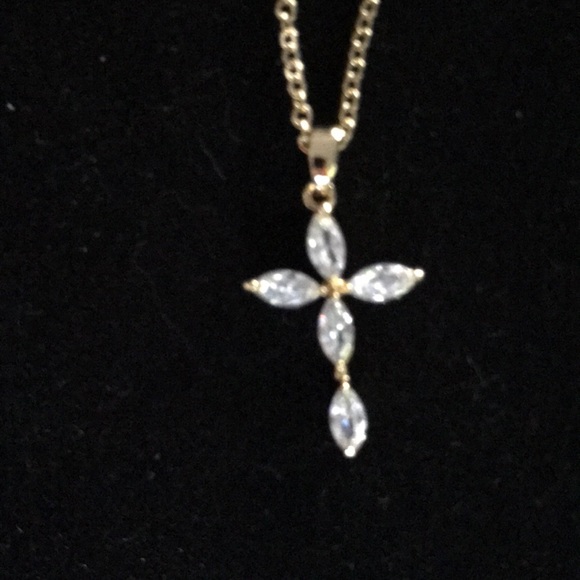 (2/20 )Necklace cross style - Picture 4 of 5
